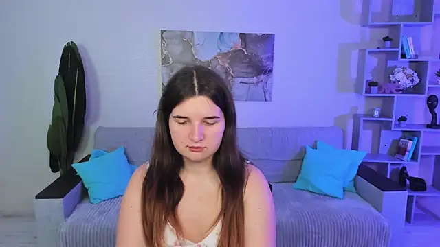 BonneyLove online show from 10.10.25