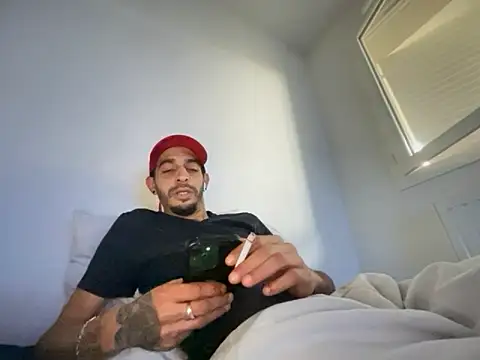 Rebeu313 online show from 11.14.25