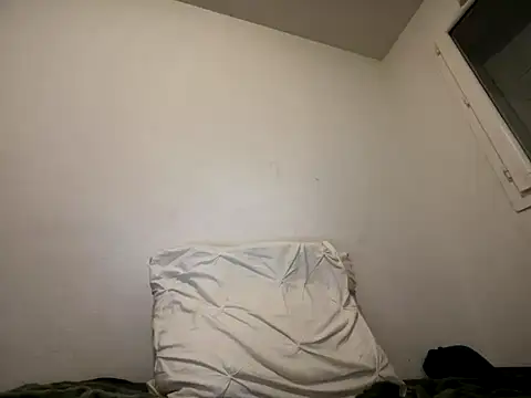 Rebeu313 online show from 12.17.25