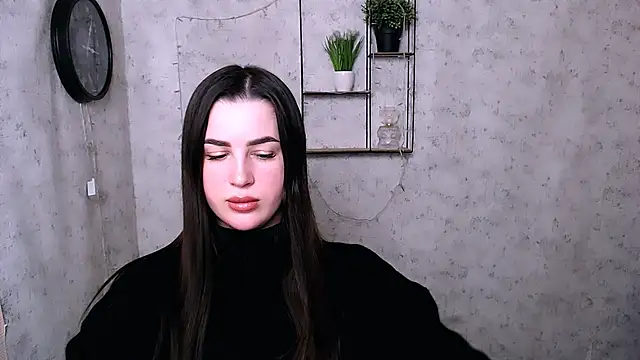 DivaKaily  online show from 12.12.24