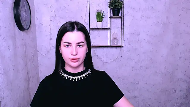 DivaKaily  online show from 02.01.25