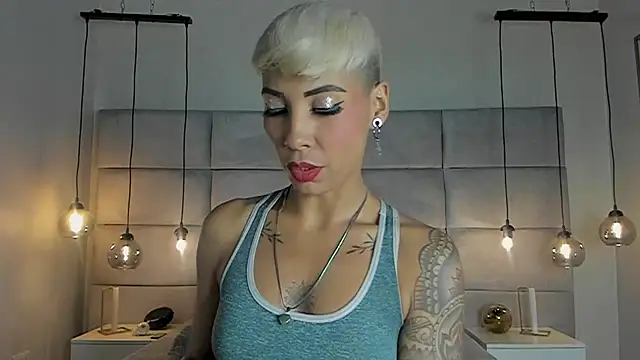 MiaMorgan  online show from 02.08.25