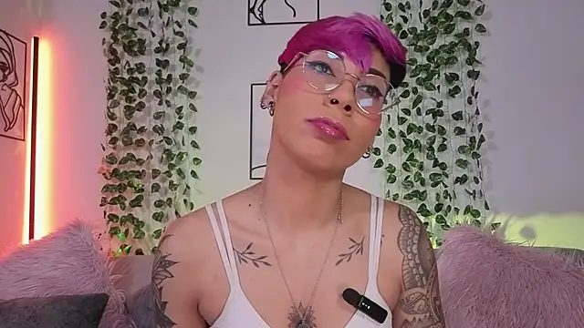 MiaMorgan  online show from 03.21.26