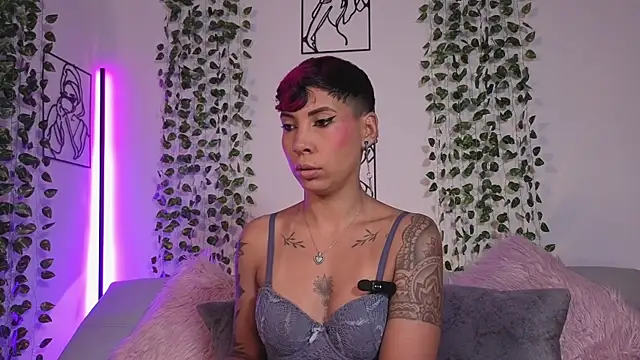 MiaMorgan  online show from 05.06.26
