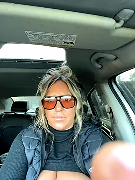 sunshinekisses online show from 11.24.25