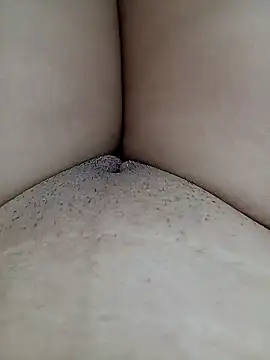 Snapshot of Khaleyssi chatting on 01.12.25 Khaleyssi online show from 01.12.25