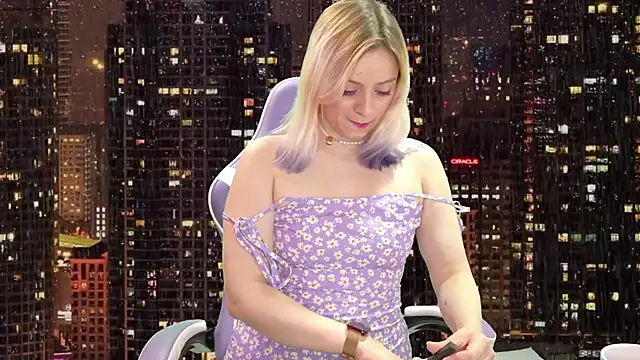 Snapshot of Dolce--Mia---Bianchi__07 chatting on 01.15.25 Dolce--Mia---Bianchi  07 online show from 01.15.25