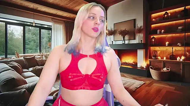 Snapshot of Dolce--Mia---Bianchi__07 chatting on 01.16.25 Dolce--Mia---Bianchi  07 online show from 01.16.25