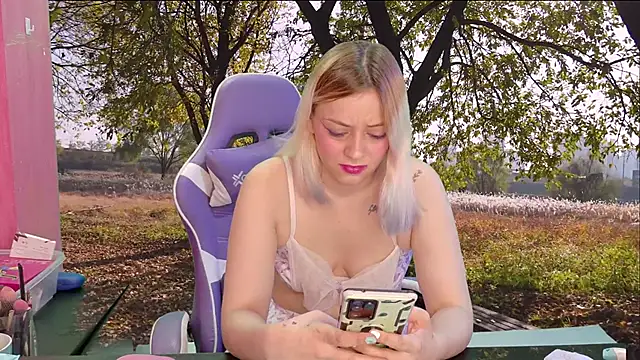 Snapshot of Dolce--Mia---Bianchi__07 chatting on 01.18.25 Dolce--Mia---Bianchi  07 online show from 01.18.25