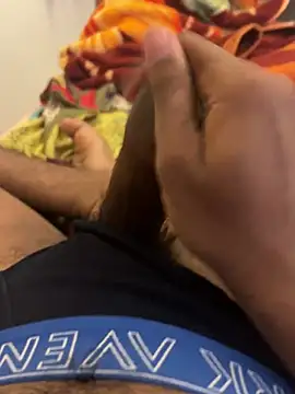 Theyoung huge dick online show from 12.27.24