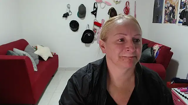 emperabigbootybigass online show from 01.06.26