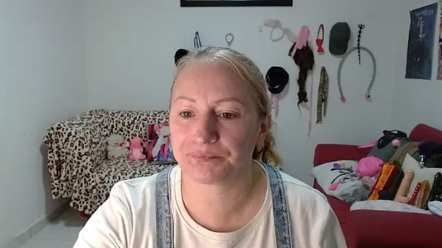 emperabigbootybigass online show from 03.20.26