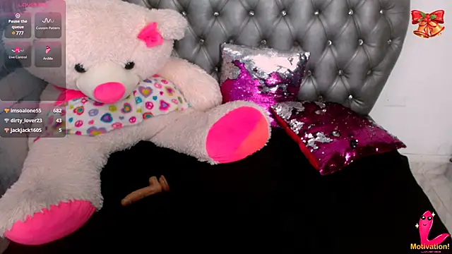 samy  milf online show from 12.15.24