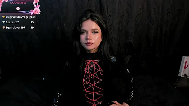 Kylie-fox online show from 02.18.25