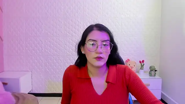 Snapshot of Violetaa_diazz chatting on 05.14.26 Violetaa diazz online show from 05.14.26
