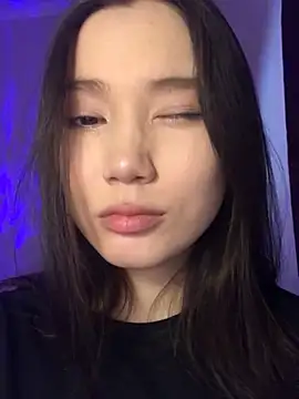 Snapshot of Milka23 chatting on 01.30.25 Milka23 online show from 01.30.25