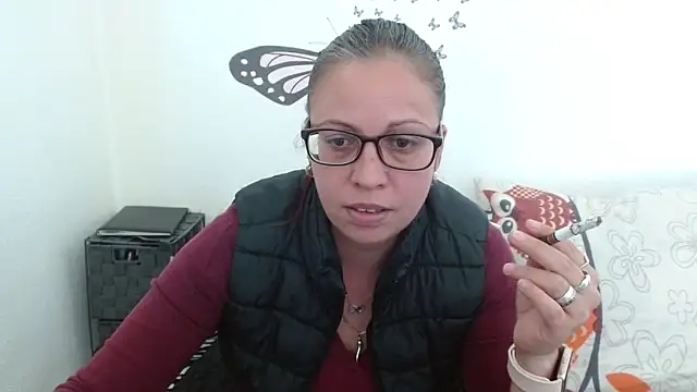 LadyHellene online show from 04.04.26