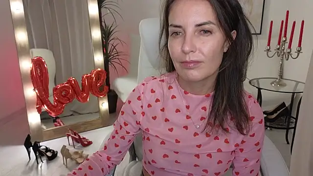 Beylly online show from 02.15.25