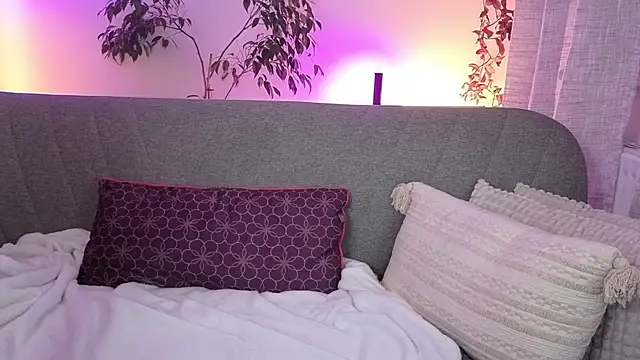 MeganWitch online show from 11.02.25