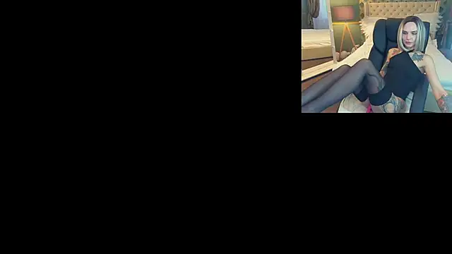 KiraGrayy online show from 03.18.25