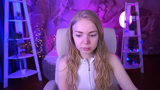 EmilySunshineS online show from 02.11.26