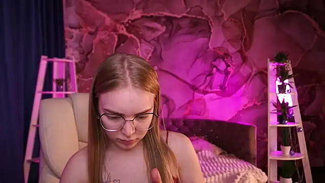 EmilySunshineS online show from 03.14.26