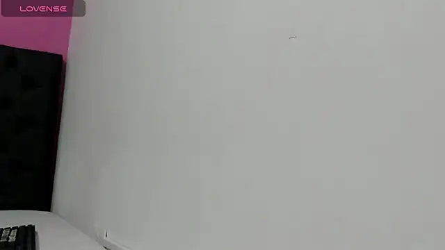  candy jade  online show from 10.18.25