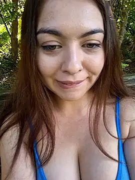 Snapshot of la_luna_sorse chatting on 10.03.25 la luna sorse online show from 10.03.25