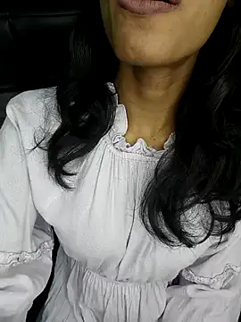 glam goddess online show from 12.08.24