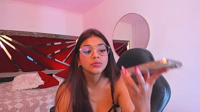 GiaFu online show from 02.22.25