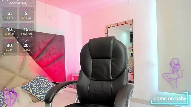 GiaFu online show from 11.25.25