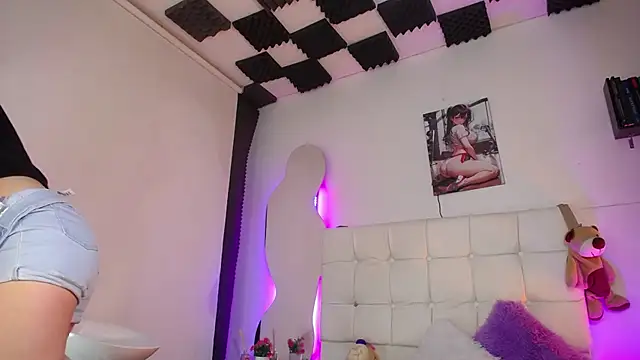 Snapshot of kaoz_36 chatting on 01.04.25 kaoz 36 online show from 01.04.25