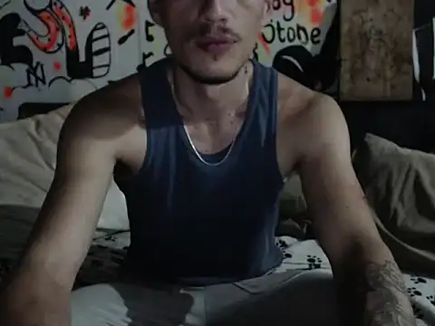 roystonee01 online show from 09.28.25