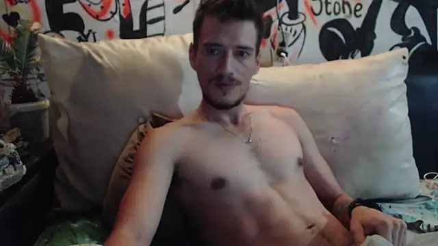 roystonee01 online show from 10.16.25