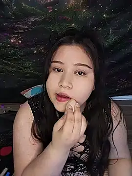 Snapshot of sharyl_24 chatting on 07.23.26 sharyl 24 online show from 07.23.26