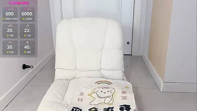 jiaozi-kiss online show from 01.11.26