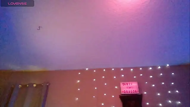 Snapshot of Dani_Dragon69 chatting on 12.11.24 Dani Dragon69 online show from 12.11.24