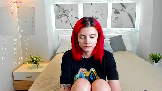 HarpyWitch online show from 12.07.24