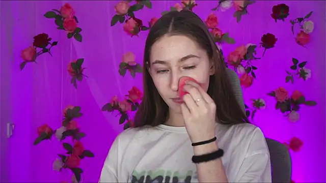 fuunnybunny online show from 12.18.24