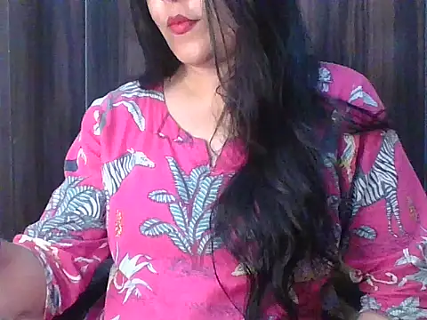 Snapshot of santurmom chatting on 06.29.26 santurmom online show from 06.29.26