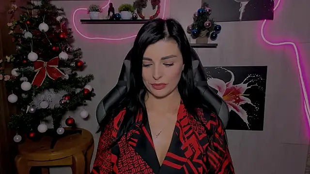 KayWuds online show from 12.26.24