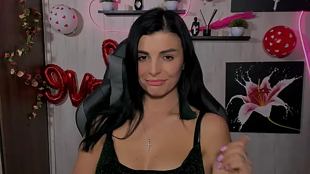 KayWuds online show from 02.18.25