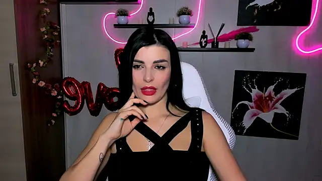 KayWuds online show from 03.13.25