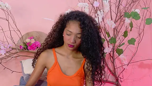 Charlotte Love10 online show from 05.12.26