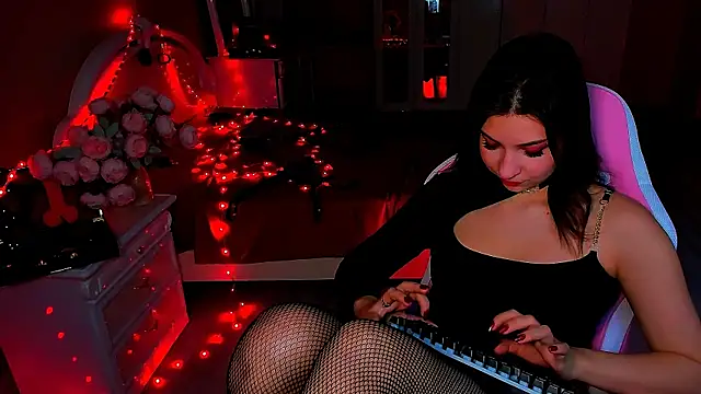 Snapshot of Beg_me_now chatting on 02.11.25 Beg me now online show from 02.11.25