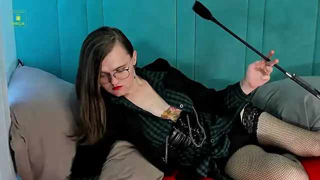 YukoFanee online show from 12.19.24