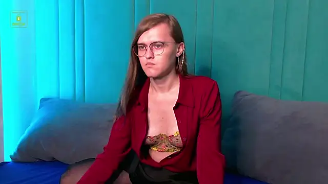 YukoFanee online show from 09.11.25