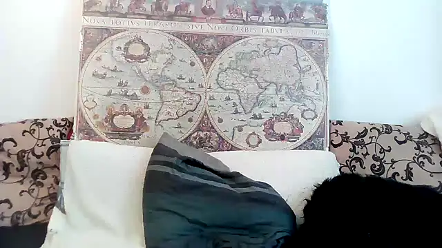 Snapshot of casualtimepassenger chatting on 02.27.25 casualtimepassenger online show from 02.27.25