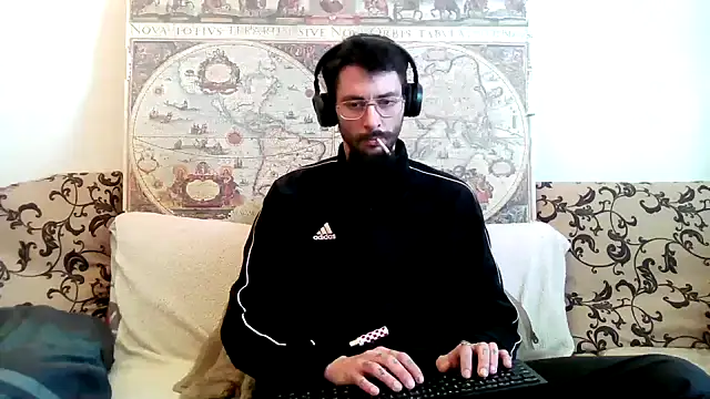 Snapshot of casualtimepassenger chatting on 03.06.25 casualtimepassenger online show from 03.06.25