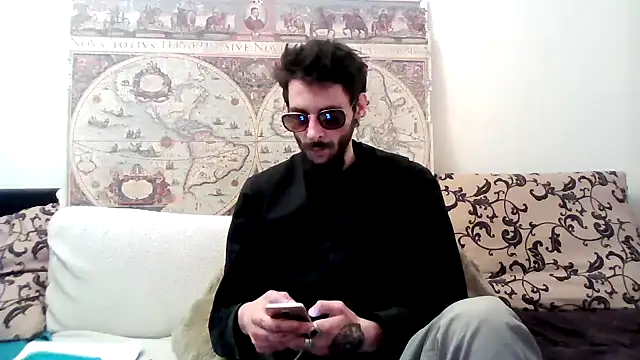 Snapshot of casualtimepassenger chatting on 03.19.25 casualtimepassenger online show from 03.19.25